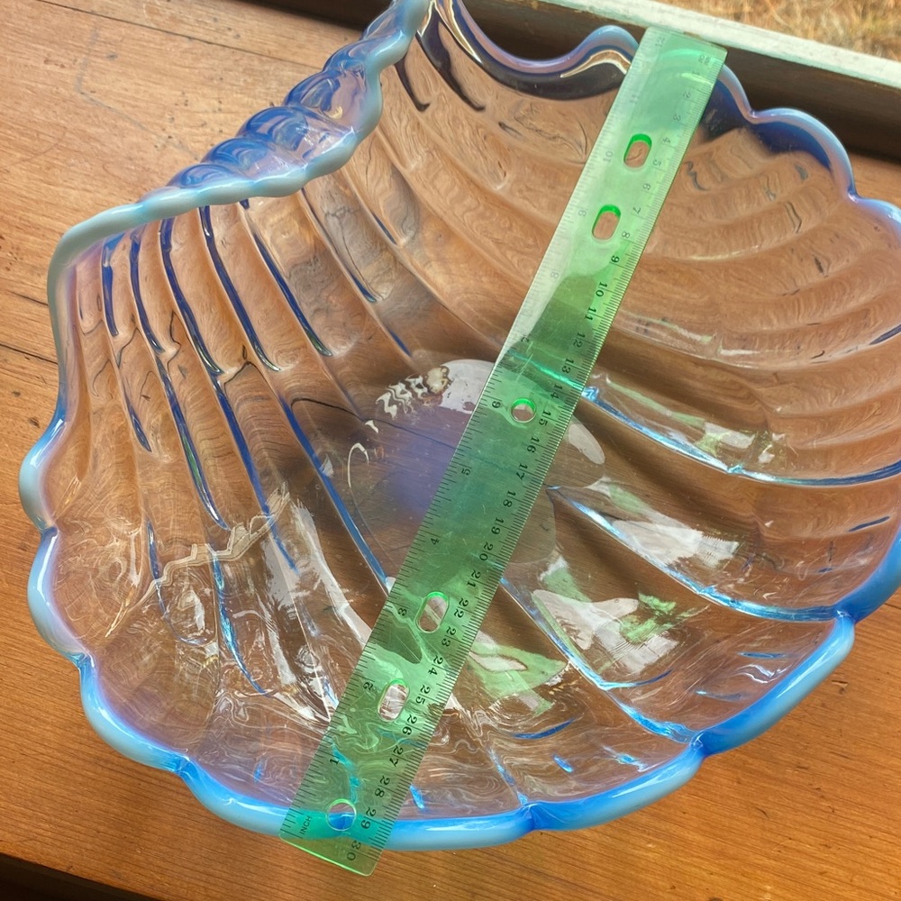 Duncan & Miller vintage opalescent shell Sanibel Artisan glass statement decor. - Picture 6 of 7